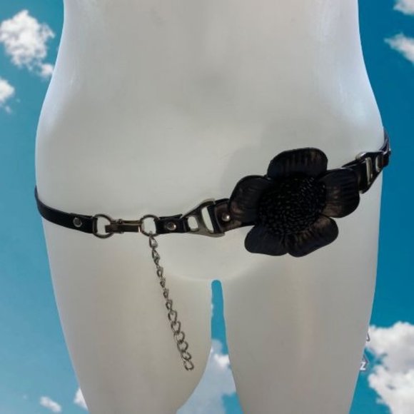 Faux Leather Flower Chain Belt - Picture 1 of 7